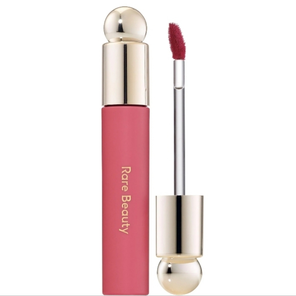 RARE BEAUTY BY SELENA GOMEZ SOFT PINCH TINTED LIP OIL STAIN.